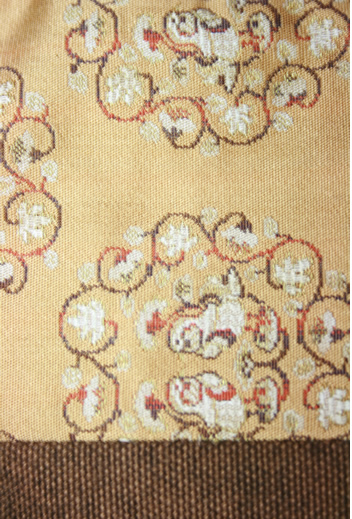 ���{�y�Y�E�̕���e�B�b�V���P�[�X