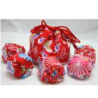 ���{�y�Y�E��������