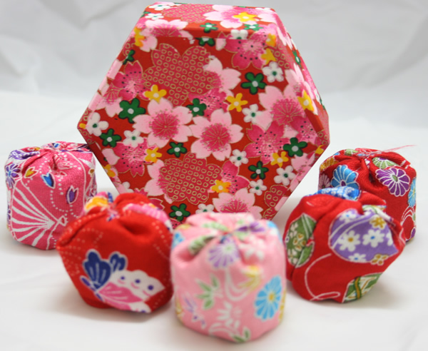 ���{�y�Y�E�a����������